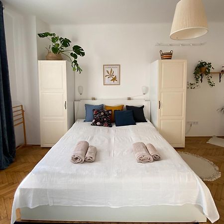 Quiet Apartment Near Buda Castle Budapest Exteriör bild